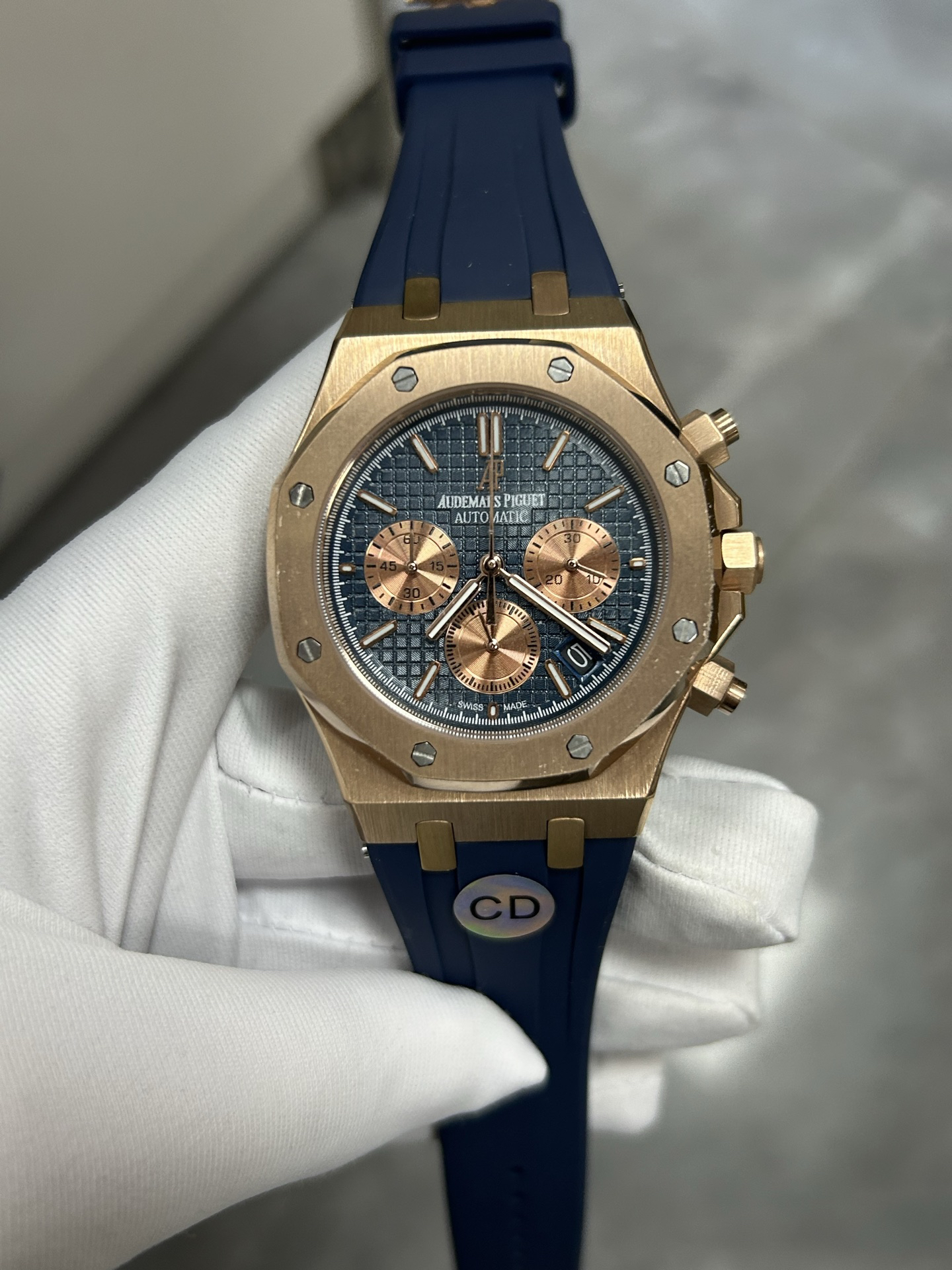 null Watch