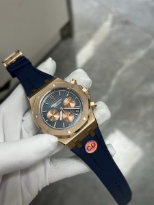 null Watch