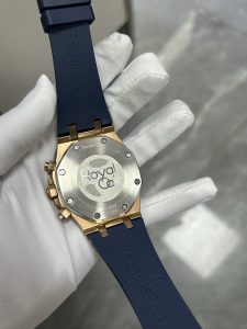 null Watch