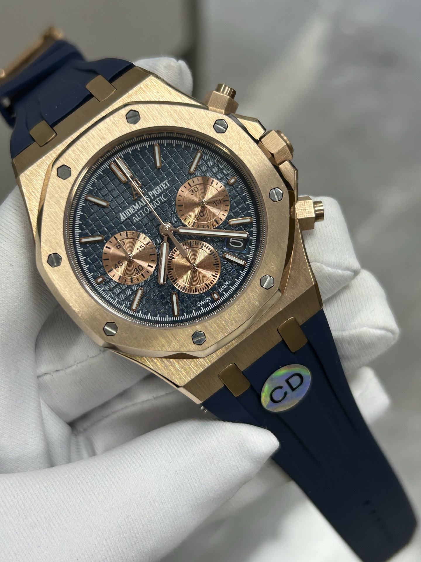 null Watch