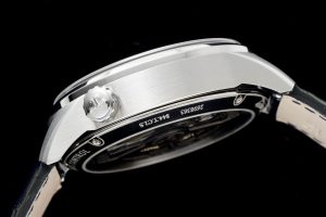 null Watch in Black