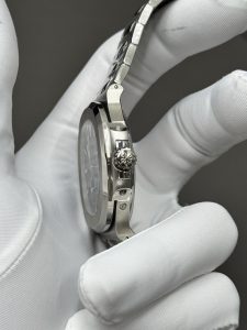null Watch