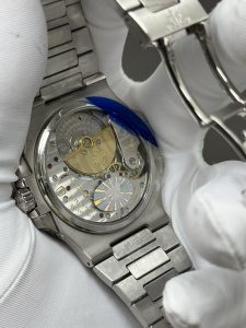 null Watch