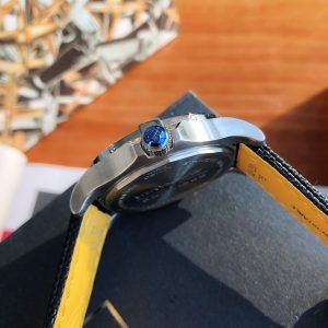 null Watch in Black