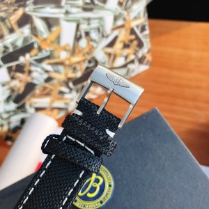 null Watch in Black