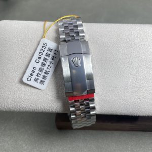 null Watch
