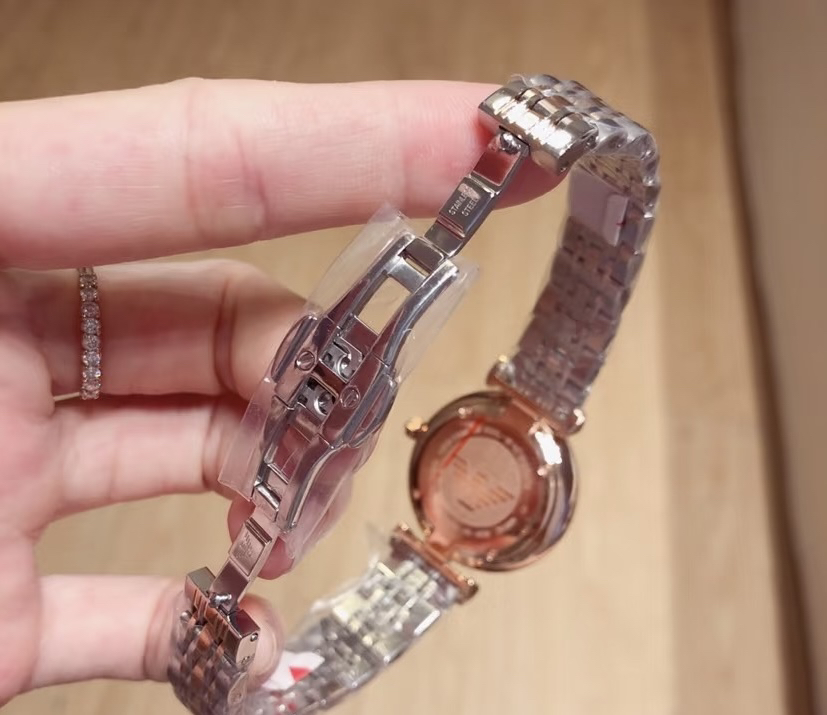 null Watch
