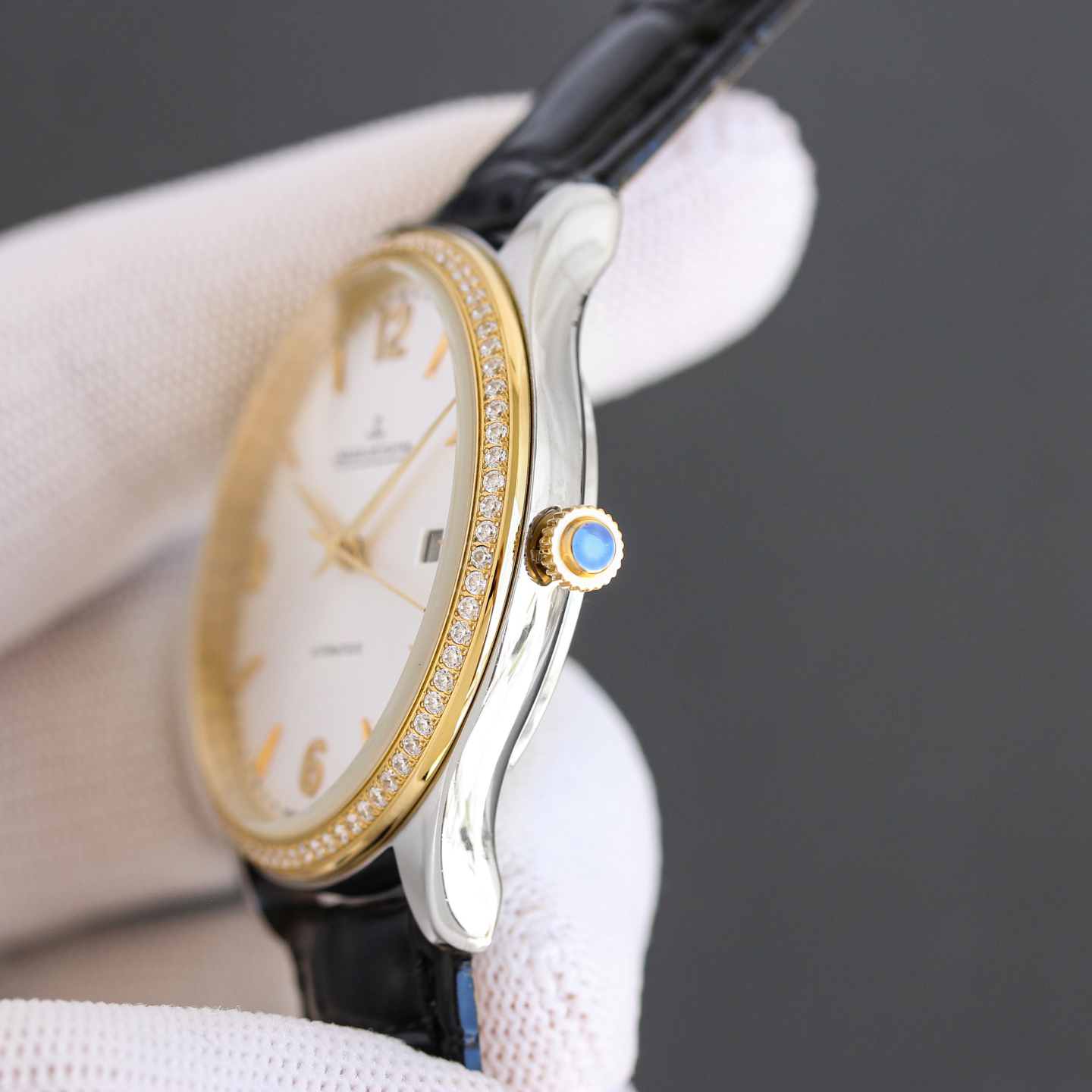 null Watch