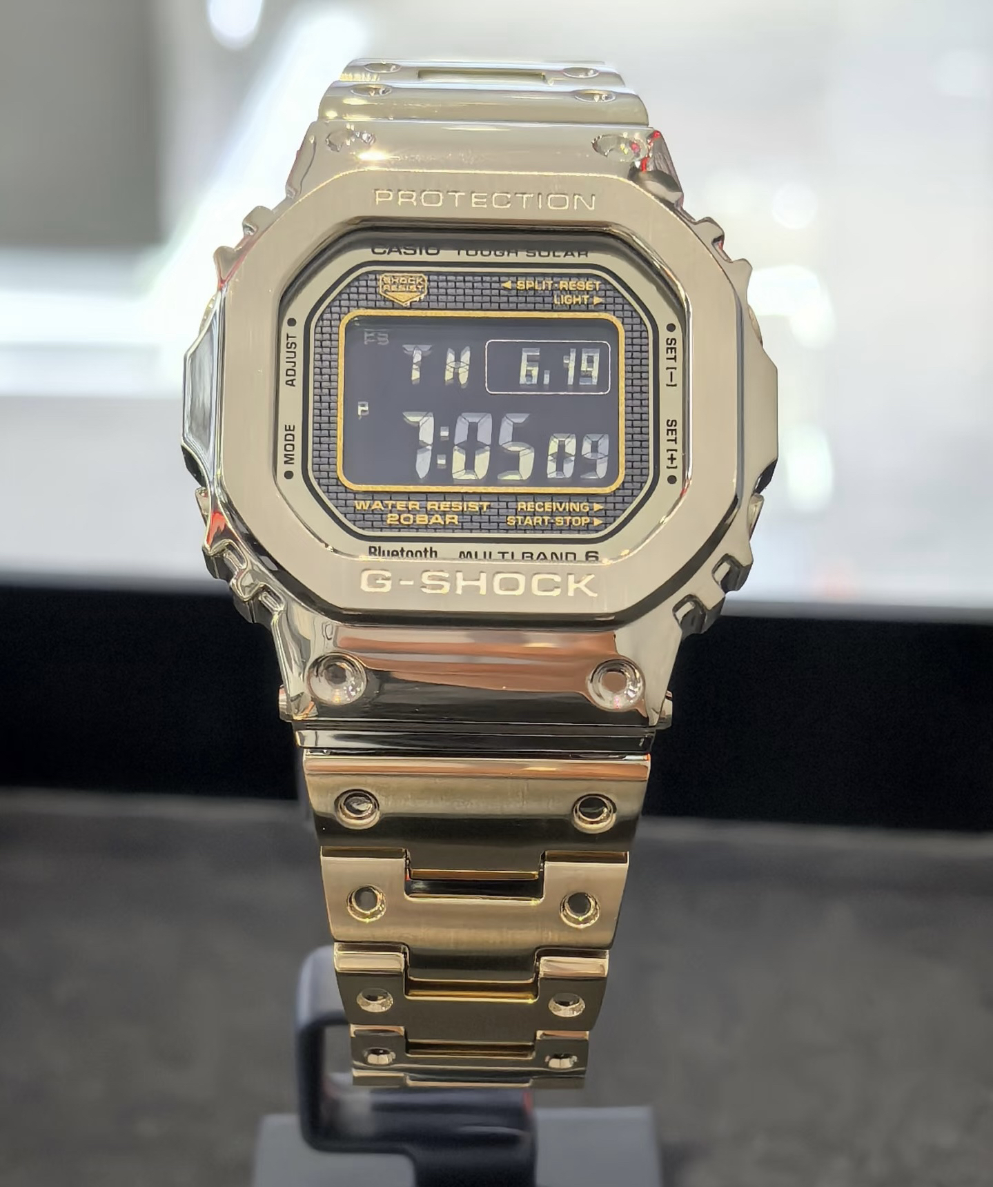 null Watch