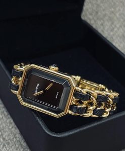 null Watch