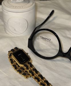 null Watch