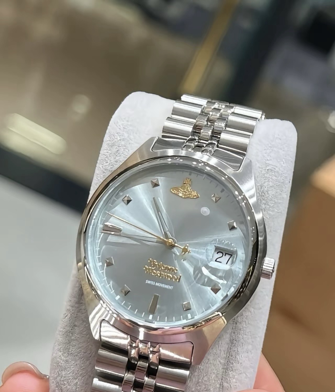 null Watch
