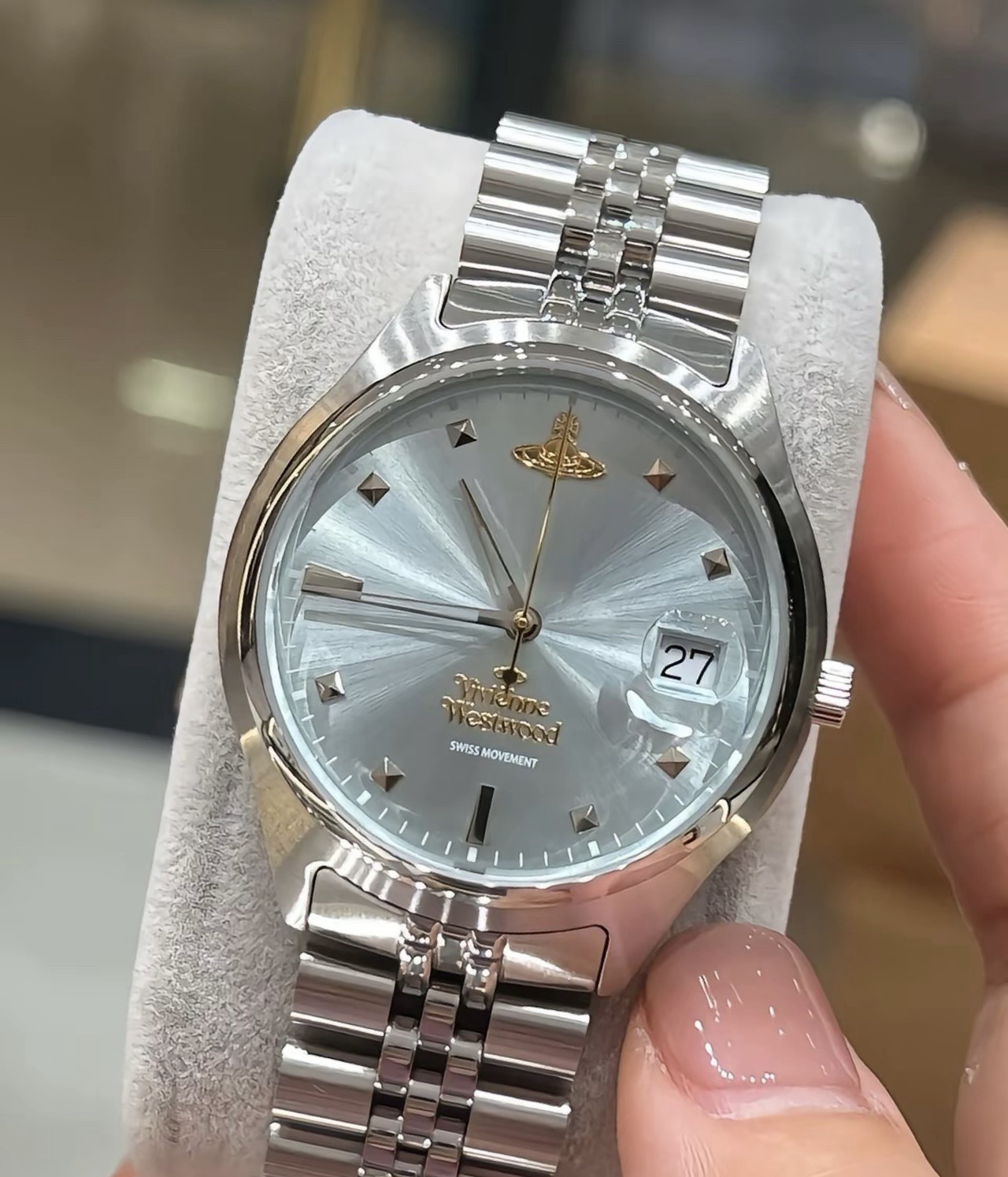 null Watch