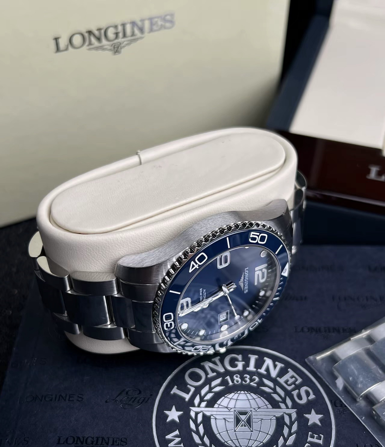 null Watch in Blue