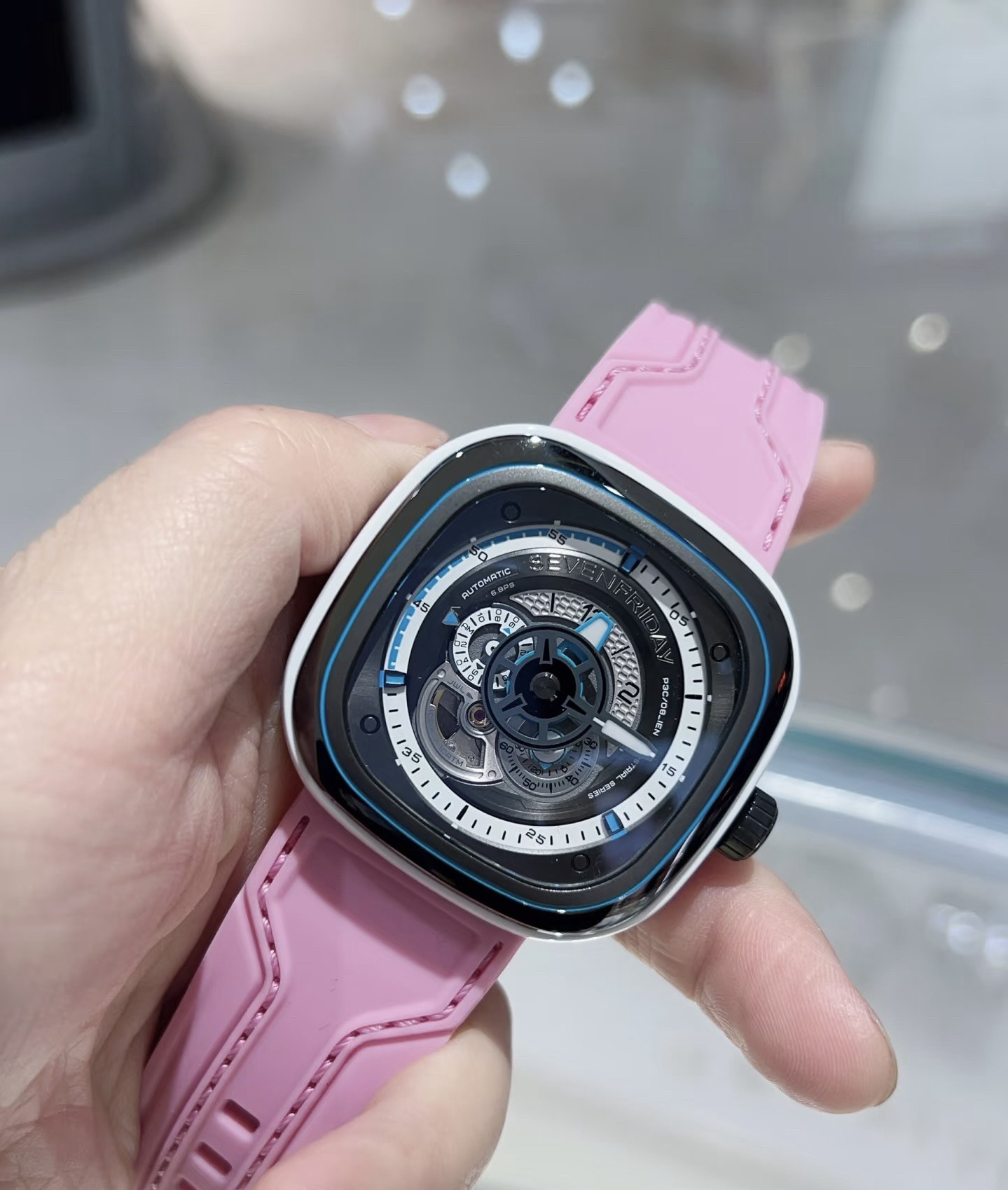 null Watch