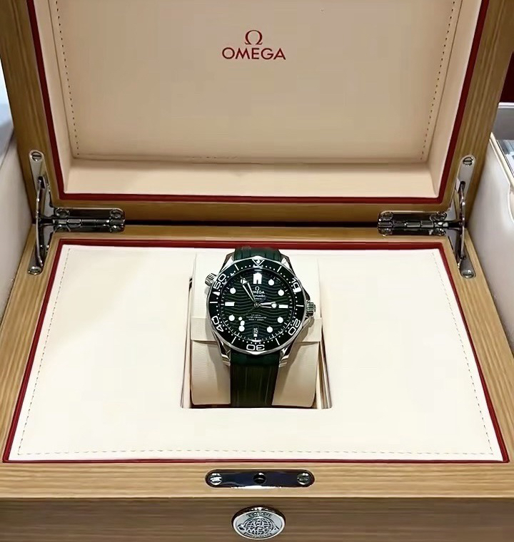 null Watch