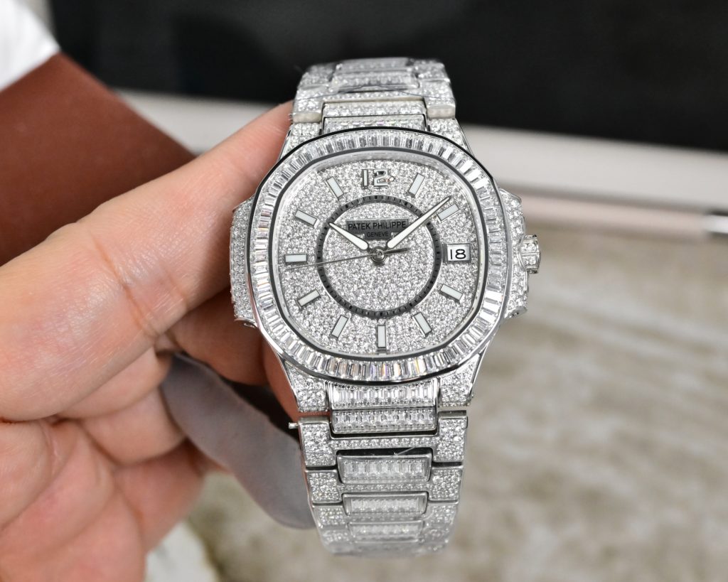 null Watch in White