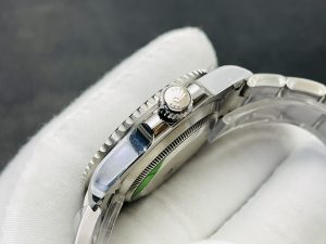null Watch