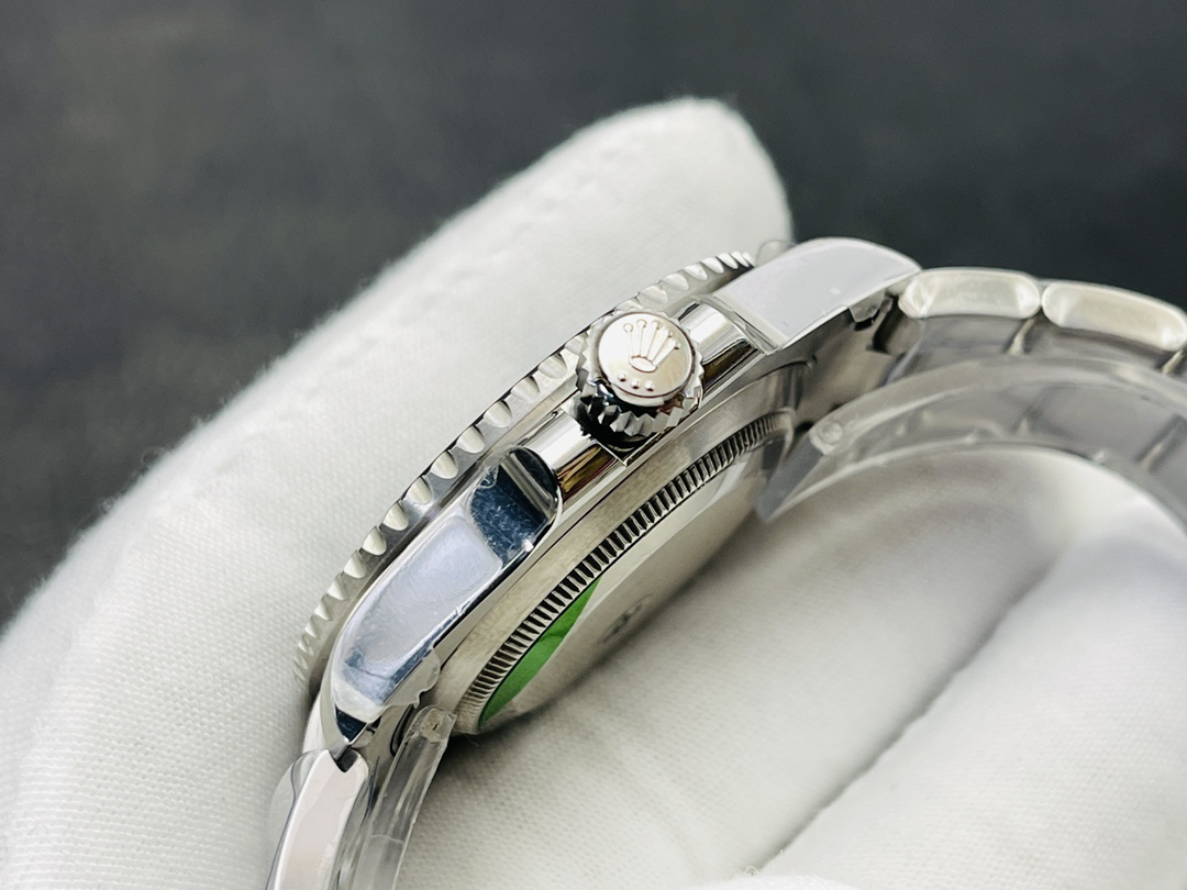 null Watch