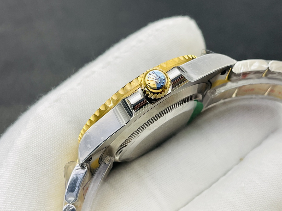 null Watch