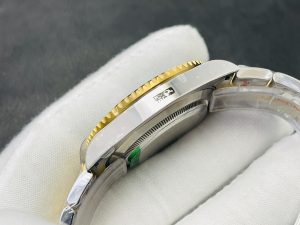 null Watch