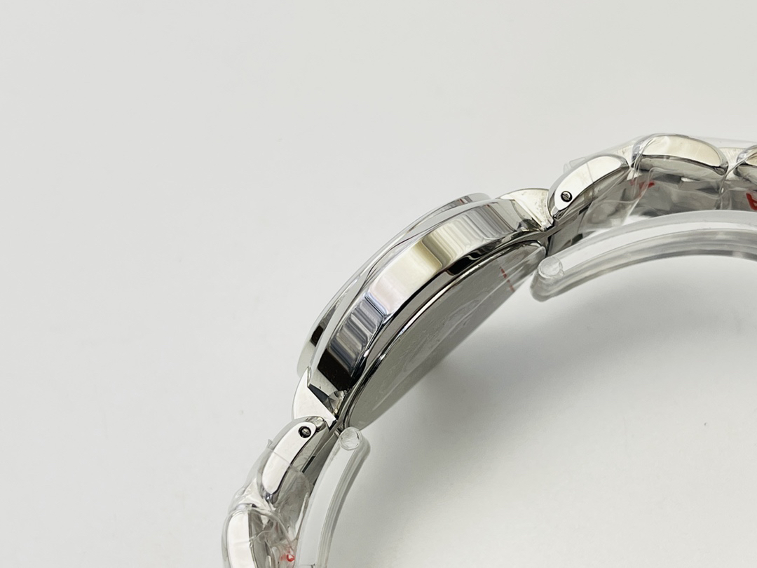 null Watch