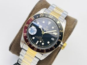 null Watch M79833MN in Black
