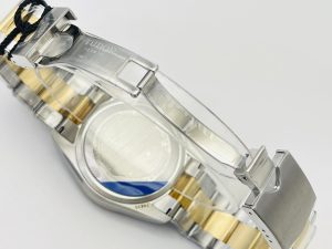 null Watch M79833MN in Black