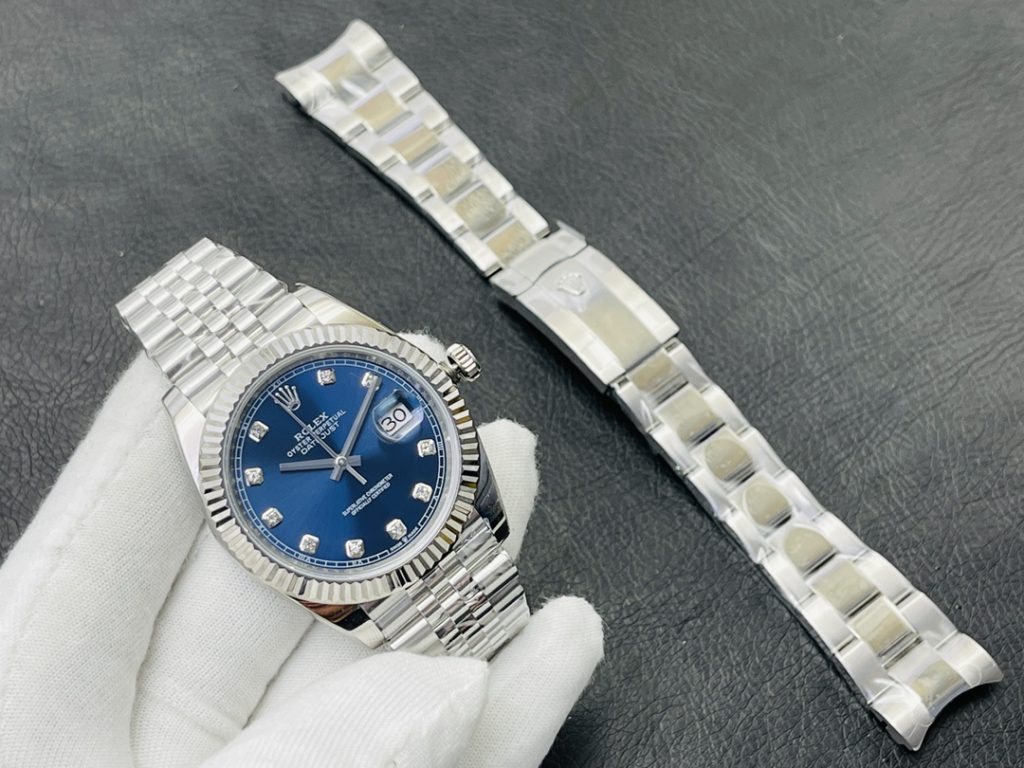 null Watch