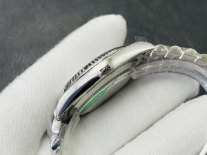 null Watch