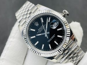 null Watch