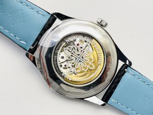 null Watch