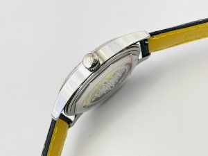 null Watch