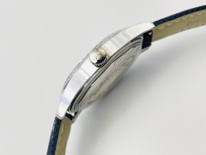 null Watch