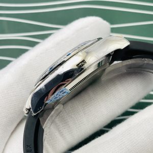 null Watch in Black