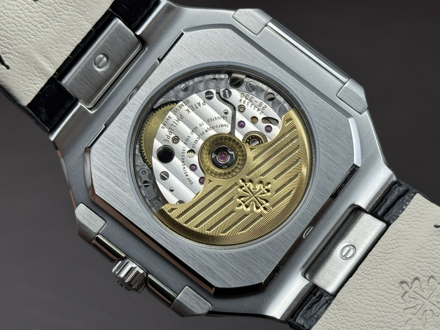 null Watch