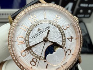 null Watch