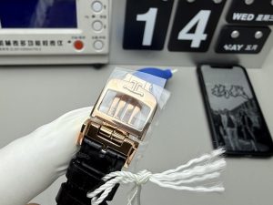 null Watch