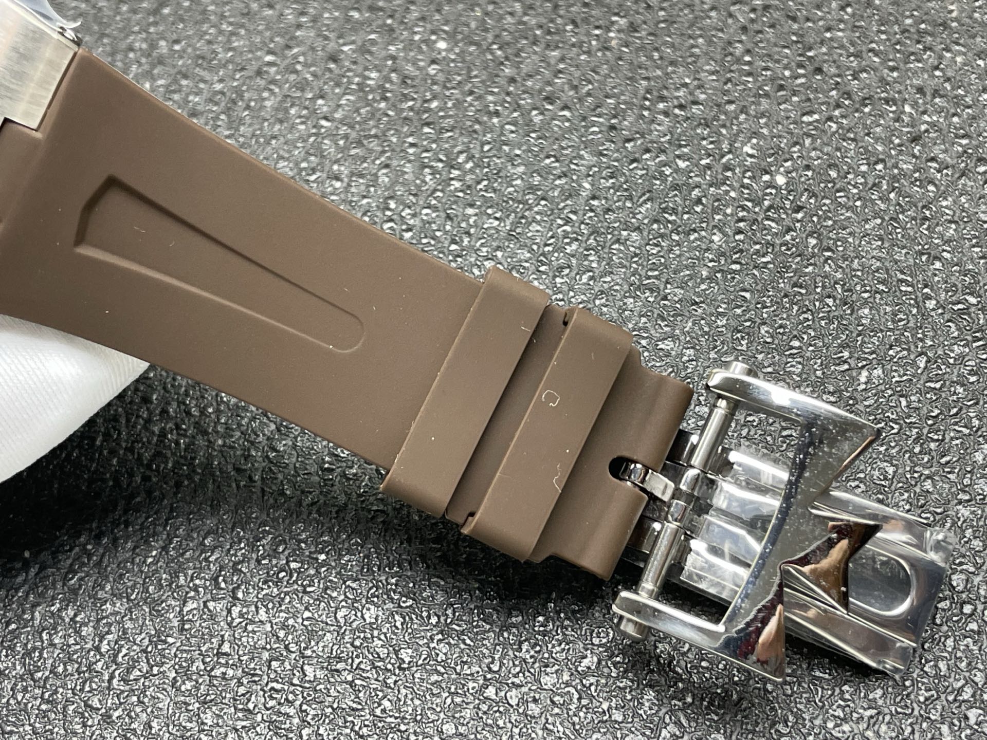 null Watch