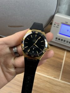 null Watch
