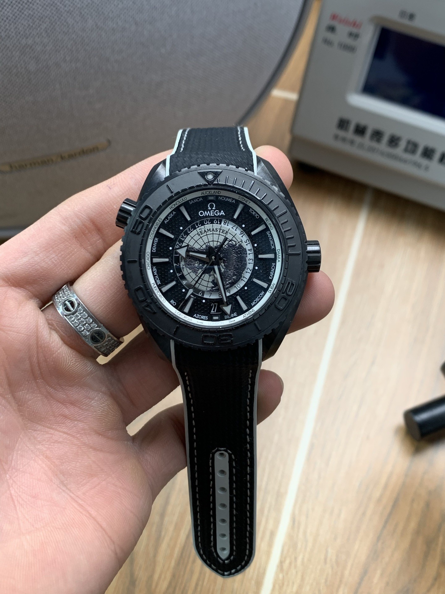 null Watch