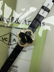 null Watch in Black