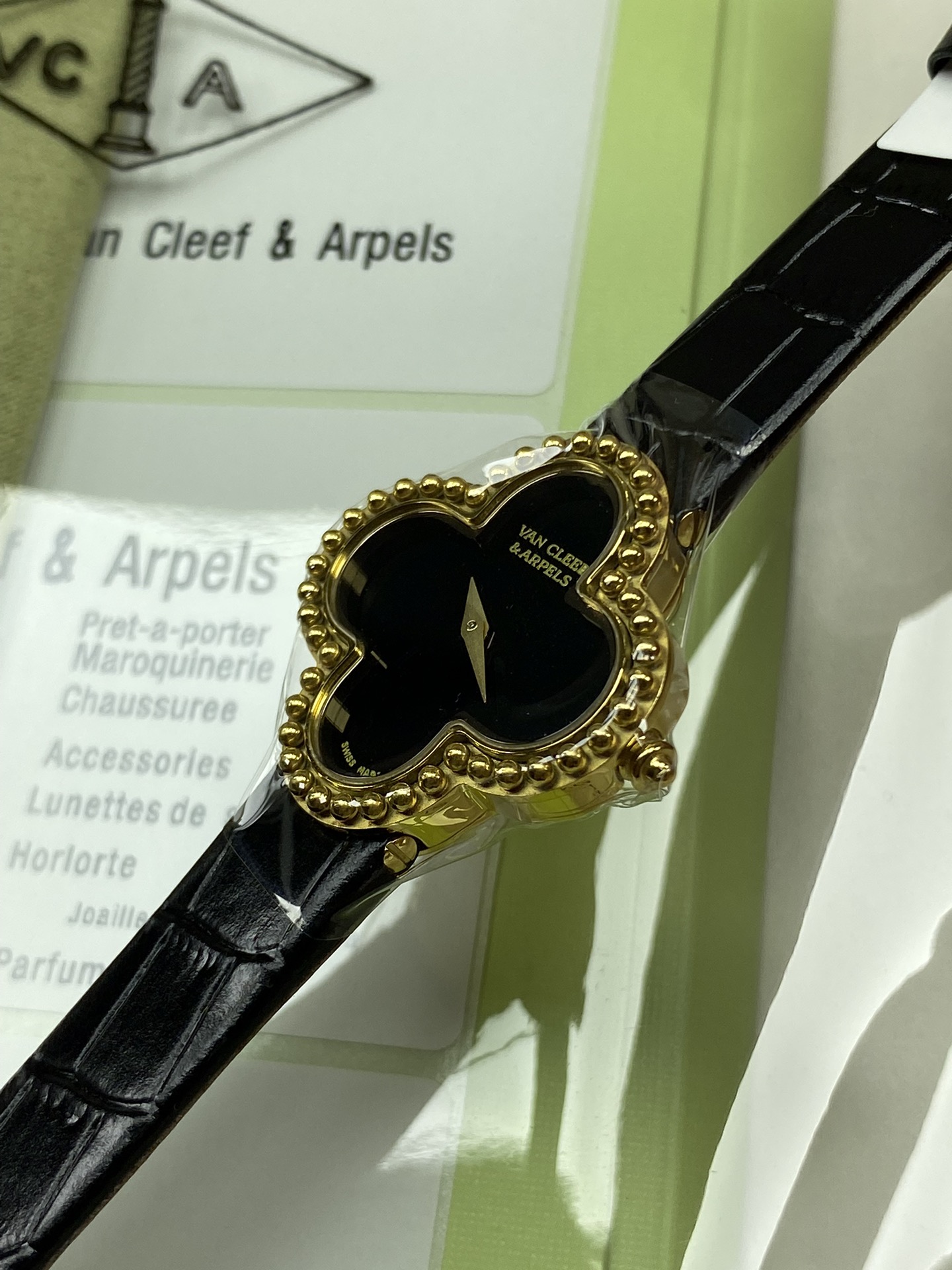 null Watch in Black