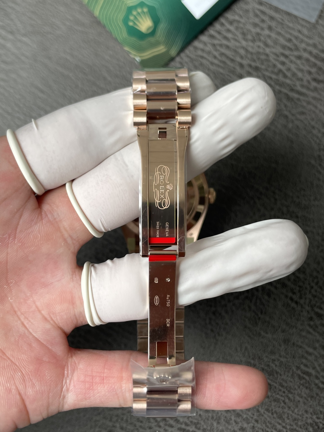 null Watch