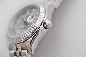 null Watch