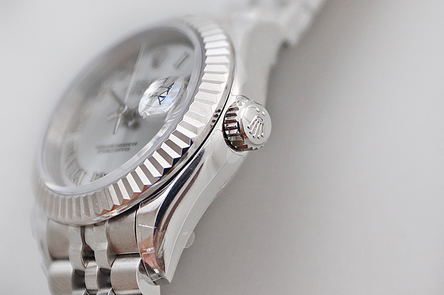 null Watch