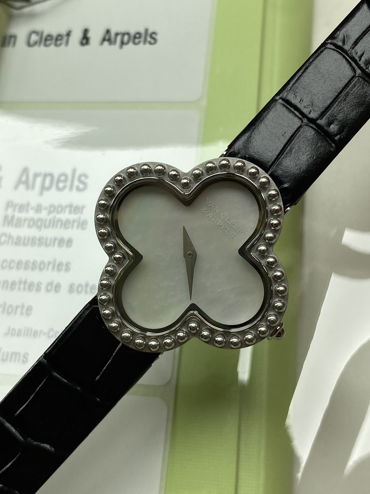 null Watch in Black
