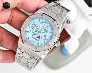 null Watch