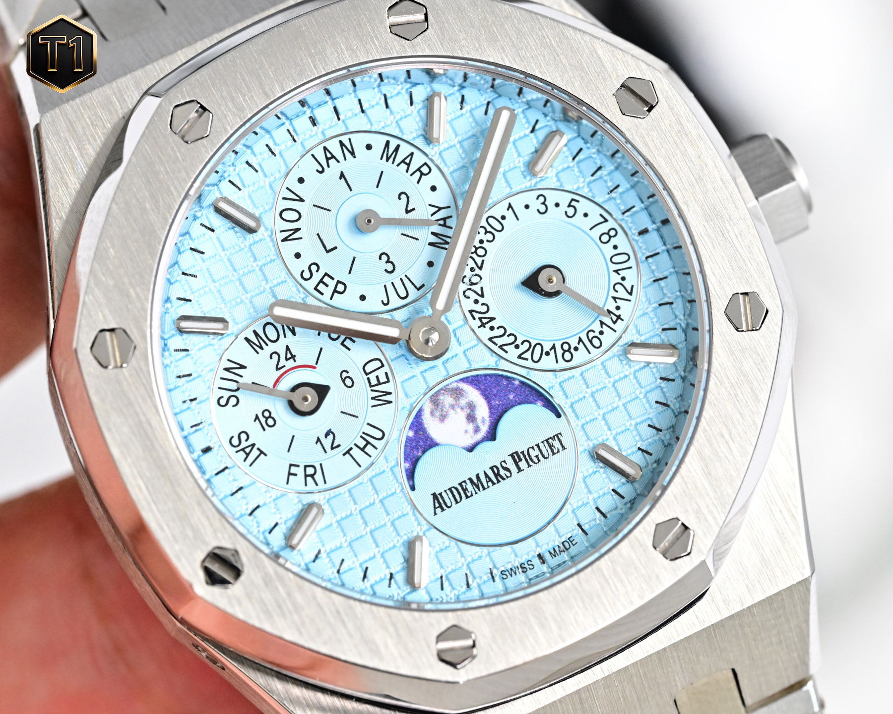 null Watch