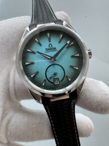 null Watch